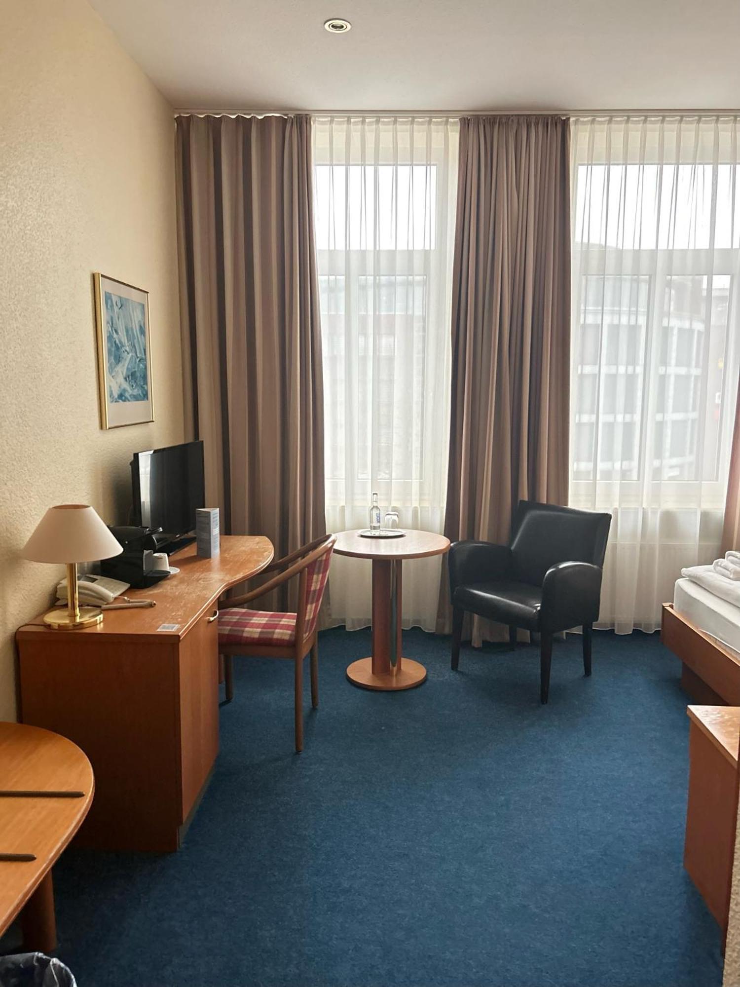 Sure Hotel By Best Western Wilhelmshaven City Вільгельмсгафен Екстер'єр фото