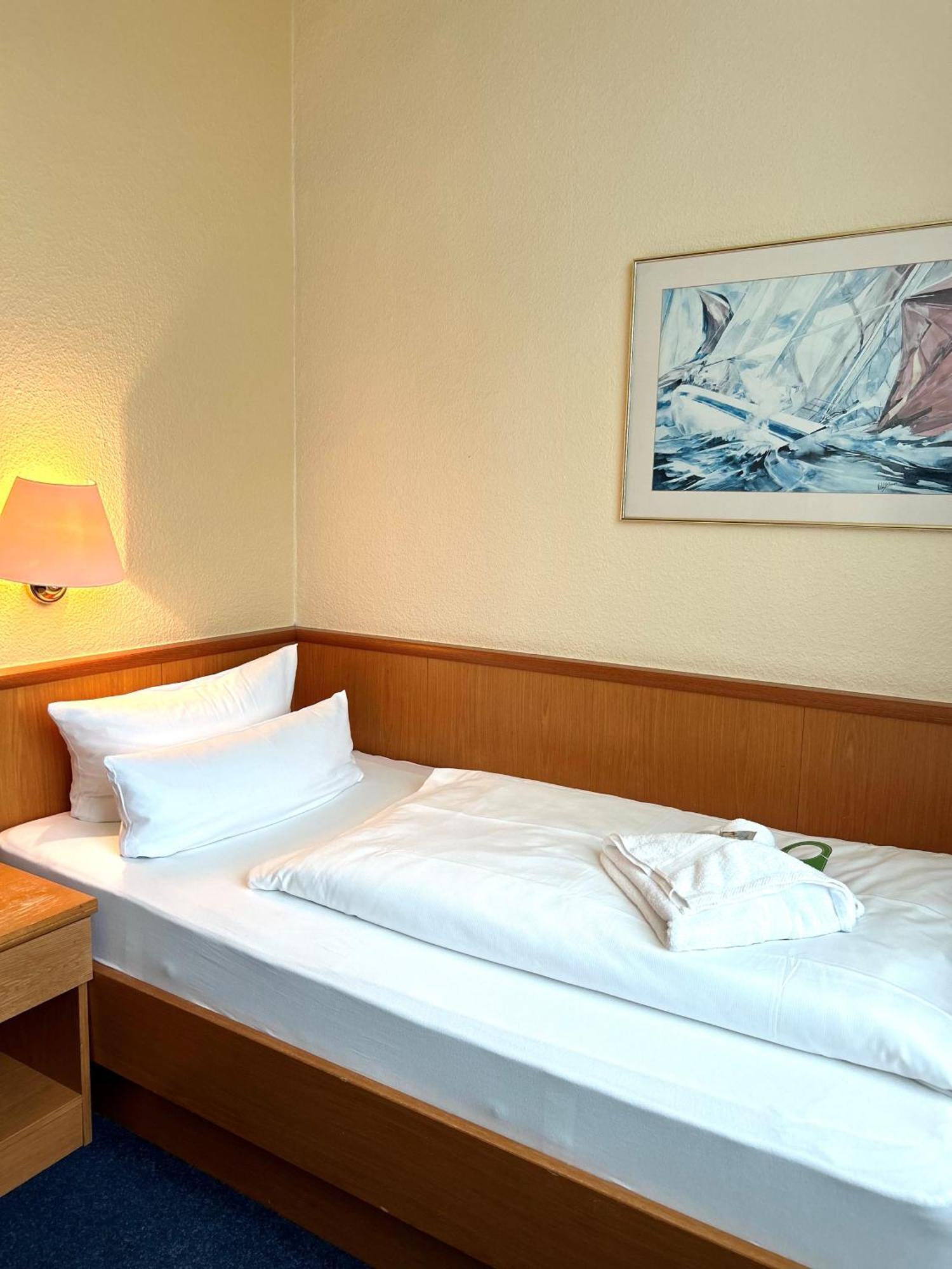 Sure Hotel By Best Western Wilhelmshaven City Вільгельмсгафен Екстер'єр фото